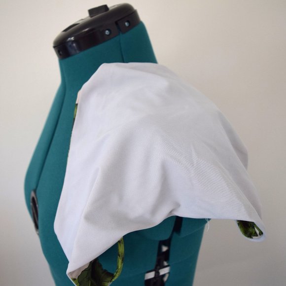 Palm Banana Leaf Halter Open Back Crop Top - Picture 6 of 6